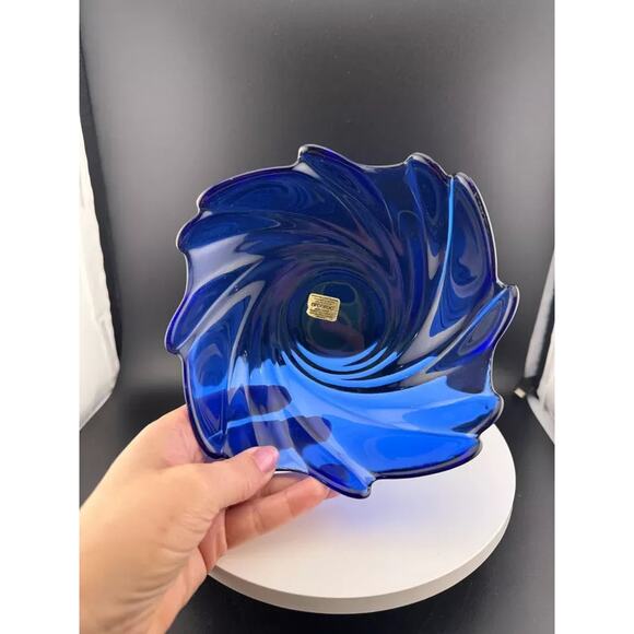 Vintage Arcoroc France Cobalt Blue Glass Bowl, Swirled Glass, Original Sticker - Picture 4 of 5